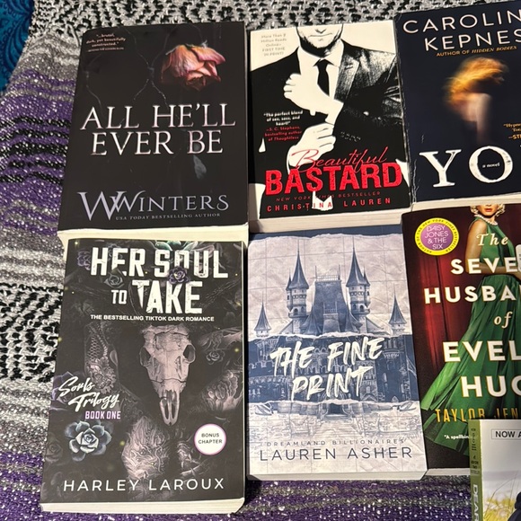 Assorted Book Collection - Picture 2 of 6